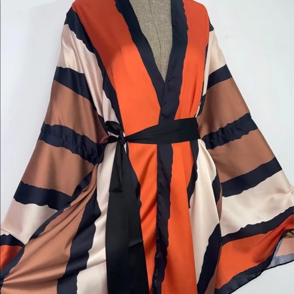 Kimono /dress- one sz fits most sm-3X - Picture 7 of 14